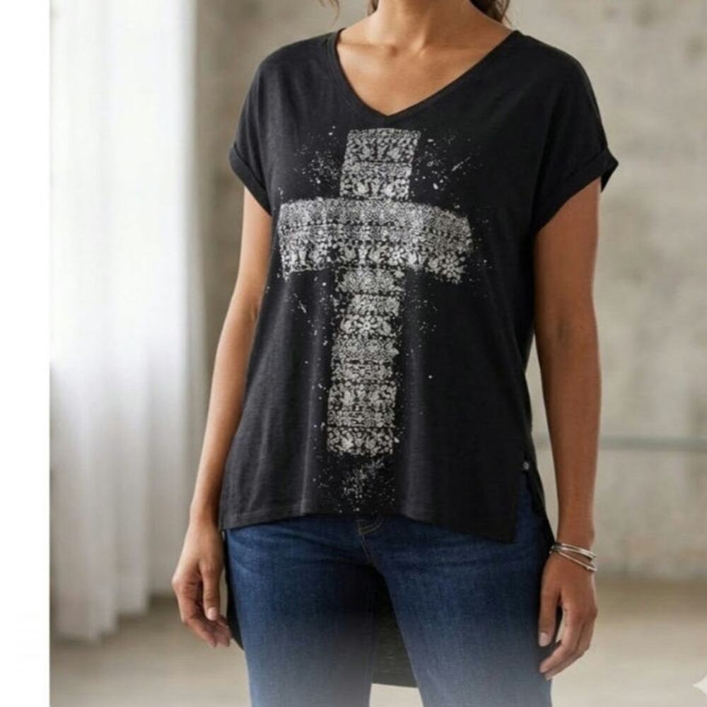 Rock & Republic embellished cross hi low short sleeve top Small black silver